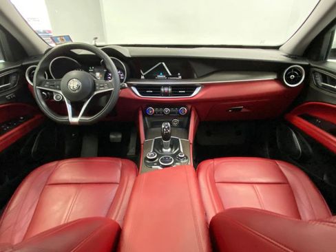 Used 2019 Alfa Romeo Stelvio Ti image 27