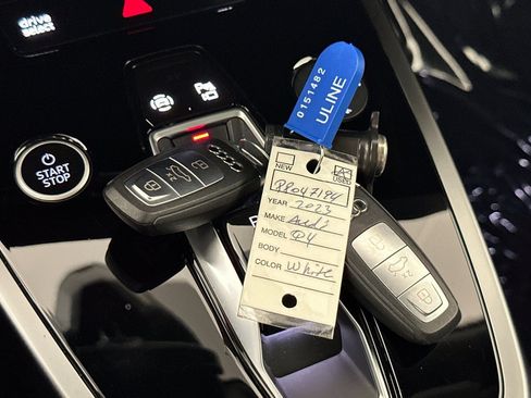 Certified 2023 Audi Q4 e-tron Prestige AWD/4WD image 24