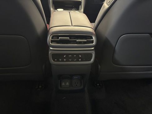 New 2026 Genesis GV80 3.5T AWD/4WD image 25