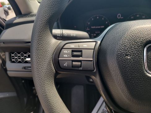 Certified 2025 Honda Accord SE image 14