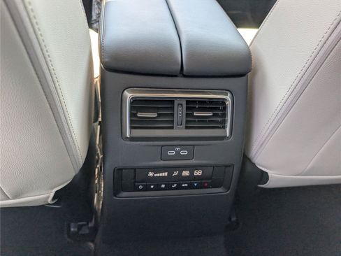Used 2024 MAZDA CX-90 Plug-In Hybrid w/ Preferred AWD/4WD image 20