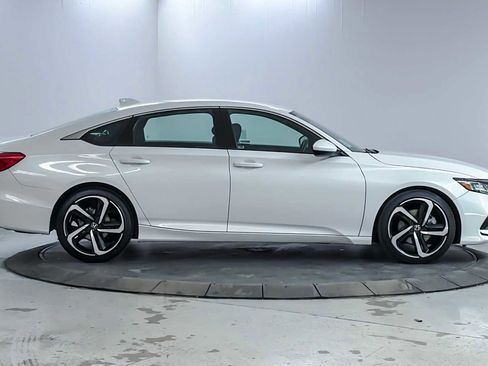 Used 2019 Honda Accord Sport image 8