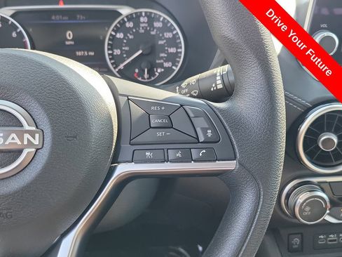 Used 2024 Nissan Sentra SV FWD image 8