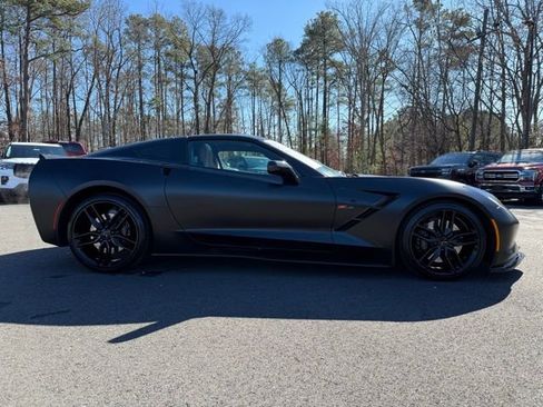 Used 2017 Chevrolet Corvette Stingray Coupe image 6