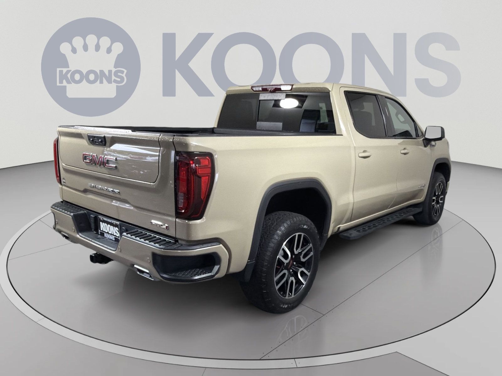 Used 2023 GMC Sierra 1500 AT4 w/ Technology Package AWD/4WD image 7