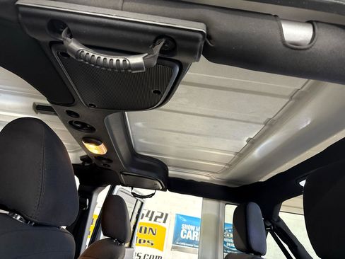 Used 2015 Jeep Wrangler Unlimited Sport w/ Quick Order Package 24S image 29