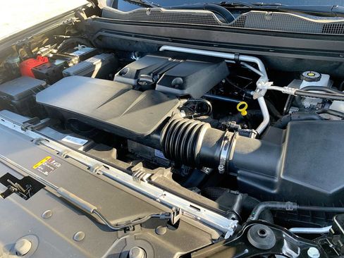 Certified 2024 Chevrolet Colorado Z71 w/ Z71 Convenience Package 2 image 28