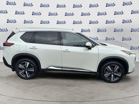 Used 2023 Nissan Rogue Platinum FWD image 8