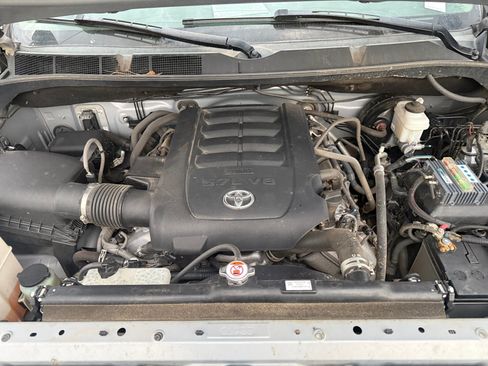 Certified 2019 Toyota Tundra Limited w/ Limited Premium Package AWD/4WD image 20