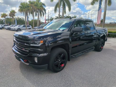 Used 2018 Chevrolet Silverado 1500 LTZ Z71 w/ Redline Edition image 9