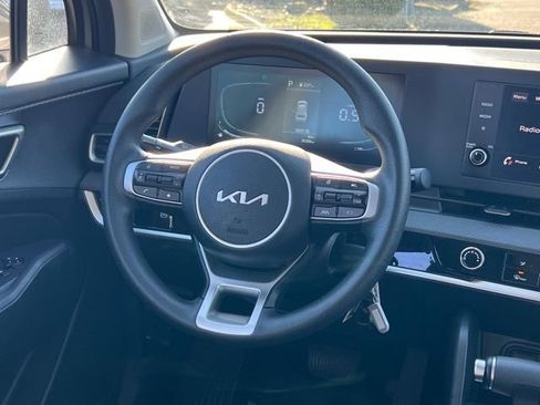 Certified 2024 Kia Sportage LX image 15