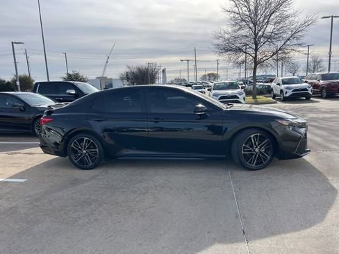 Used 2025 Toyota Camry XSE image 2