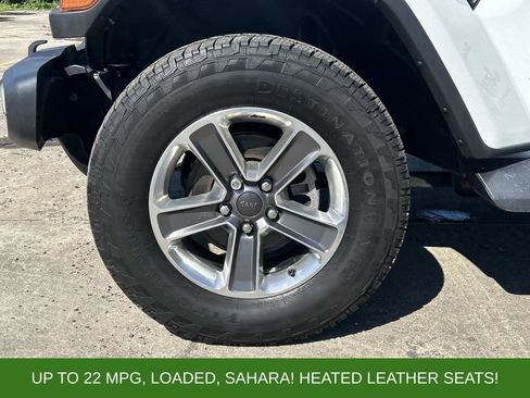 Used 2021 Jeep Wrangler Unlimited Sahara w/ Dual Top Group AWD/4WD image 9