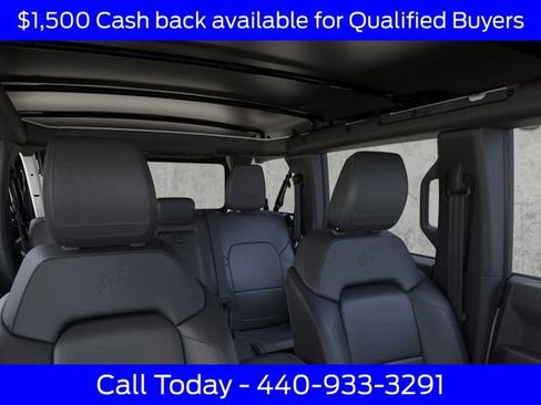 New 2025 Ford Bronco Badlands image 13