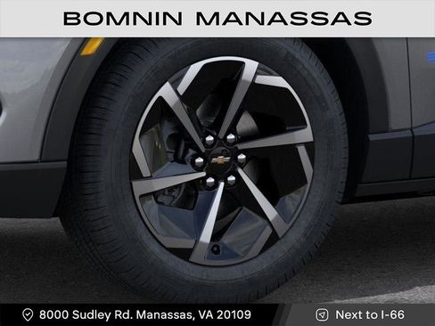 New 2026 Chevrolet Equinox EV LT image 9