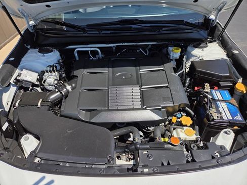 Used 2019 Subaru Outback 3.6R Limited AWD/4WD image 41