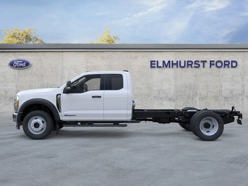New 2026 Ford F550 4x4 Supercab Super Duty image 4