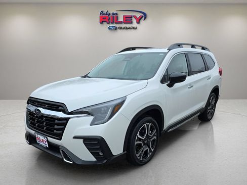 Used 2026 Subaru Ascent Touring AWD/4WD image 9