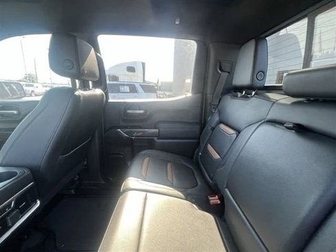 Used 2021 GMC Sierra 1500 AT4 w/ AT4 Premium Package image 22
