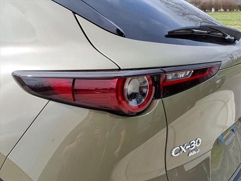 New 2025 MAZDA CX-30 Carbon image 23