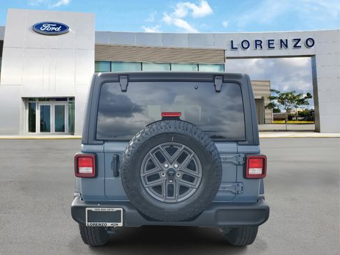 Used 2024 Jeep Wrangler Sport image 6