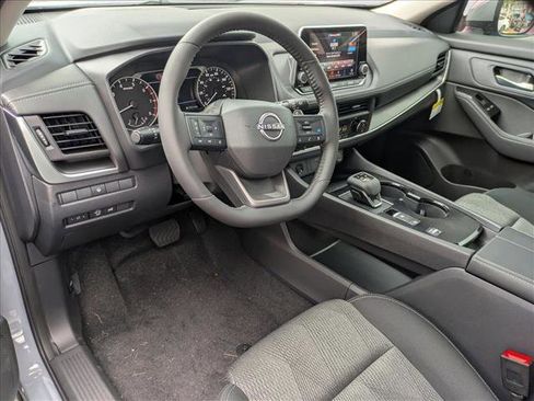 New 2026 Nissan Rogue SV FWD image 3