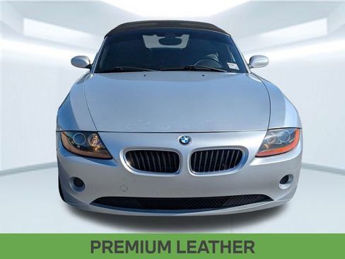 Used 2004 BMW Z4 2.5i image 10
