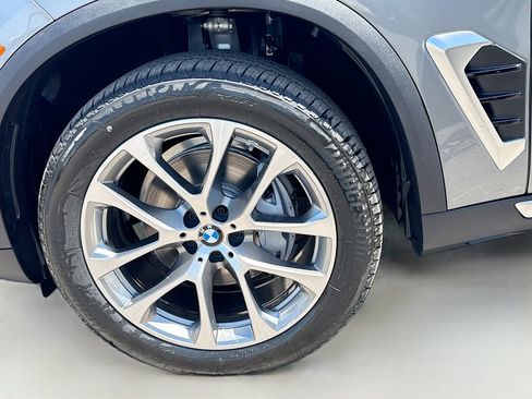 New 2026 BMW X5 sDrive40i RWD image 42