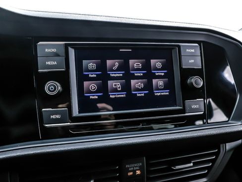 Used 2024 Volkswagen Jetta Sport image 20