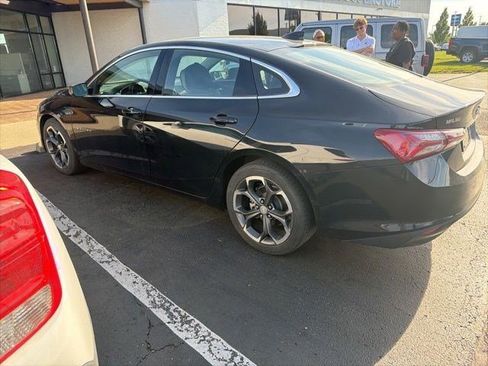 Used 2022 Chevrolet Malibu LT FWD image 16