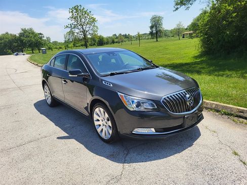 Used 2014 Buick LaCrosse Leather w/ Driver Confidence Package AWD/4WD image 5