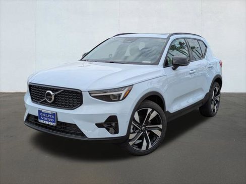 New 2026 Volvo XC40 B5 Ultra w/ Climate Package image 1