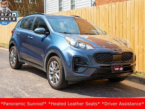 Used 2021 Kia Sportage S w/ S AWD Premium Package image 3