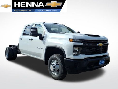 New 2026 Chevrolet Silverado 3500 W/T w/ WT Convenience Package AWD/4WD image 1