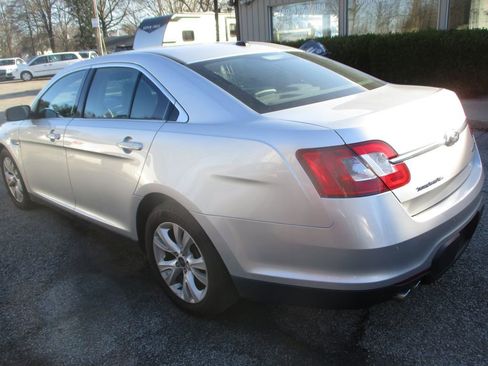 Used 2011 Ford Taurus SEL w/ 201A Rapid Spec Order Code image 8