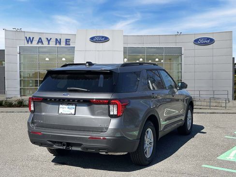 New 2026 Ford Explorer Active image 4