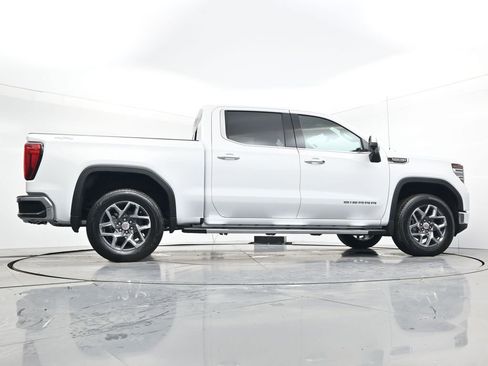 New 2026 GMC Sierra 1500 SLT w/ SLT Premium Plus Package AWD/4WD image 32