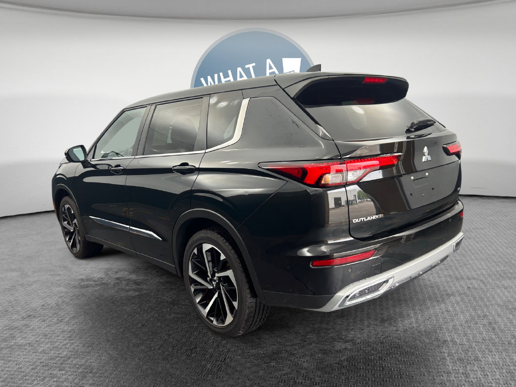 Used 2024 Mitsubishi Outlander SE AWD/4WD image 6