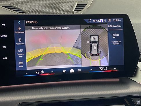 Used 2025 BMW X1 xDrive28i w/ Technology Package image 25