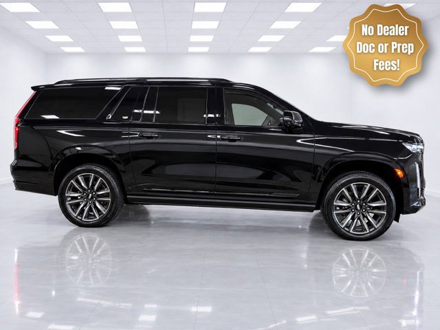Used 2023 Cadillac Escalade ESV Sport Platinum AWD/4WD image 1