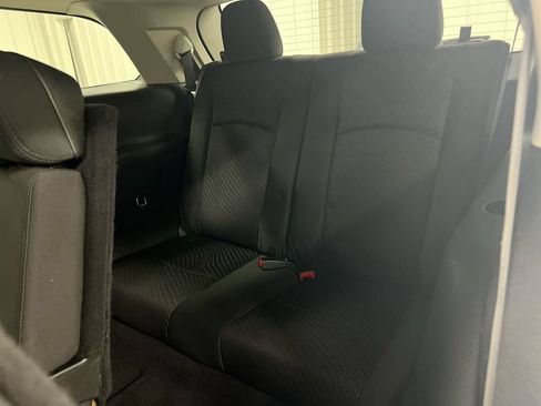 Used 2018 Dodge Journey SE w/ Connectivity Group FWD image 22