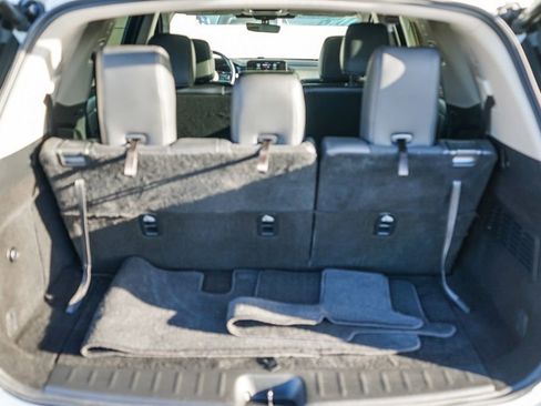 Used 2024 Nissan Pathfinder SL image 24