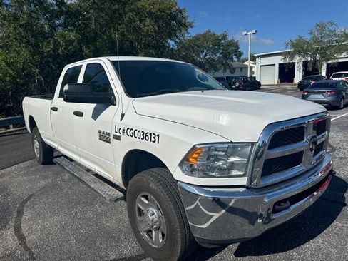 Used 2018 RAM 2500 Tradesman w/ Chrome Appearance Group AWD/4WD image 3