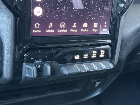 New 2026 RAM 2500 Tradesman AWD/4WD image 19