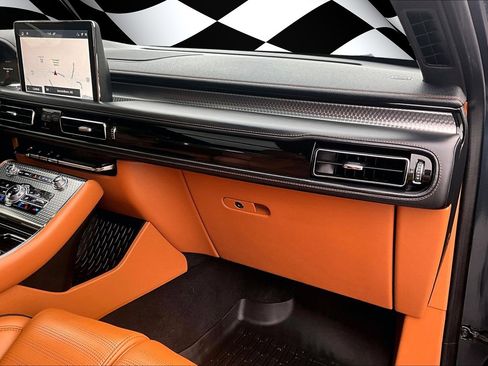 Used 2020 Lincoln Aviator Black Label w/ Dynamic Handling Package image 16