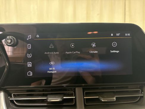 Used 2024 Chevrolet Trax LT w/ Driver Confidence Package image 19