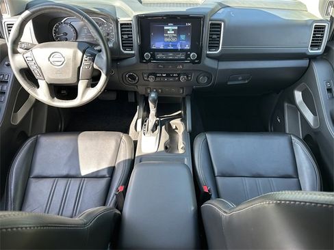 Used 2024 Nissan Frontier SL w/ Technology Package image 14