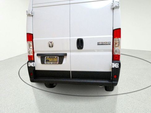 Used 2026 RAM ProMaster 2500 w/ Convenience Group FWD image 7