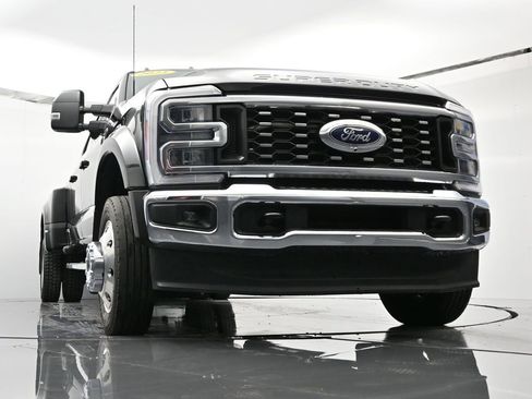 Used 2023 Ford F450 Lariat w/ FX4 Off-Road Package image 39