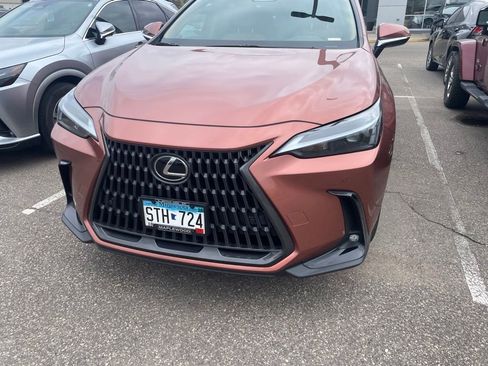Used 2025 Lexus NX 350 AWD w/ Accessory Package (2T) image 4